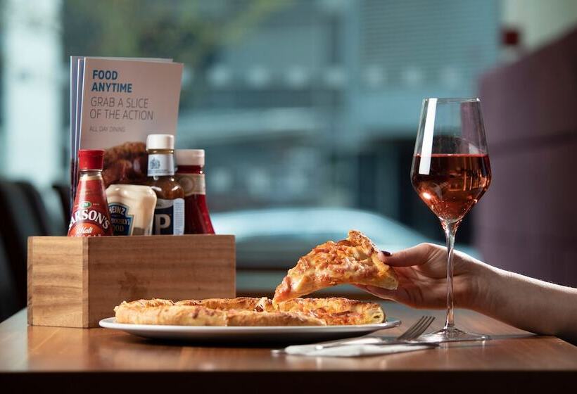 酒店 Holiday Inn Express Droitwich Spa, An Ihg