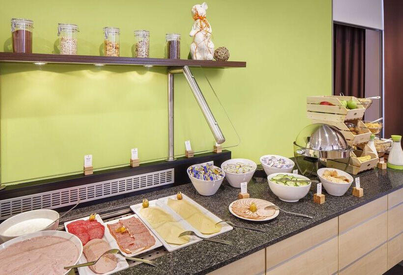 בית מלון כפרי Holiday Inn Express Düsseldorf   City North, An Ihg