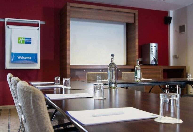 ホテル Holiday Inn Express Leeds City Centre, An Ihg