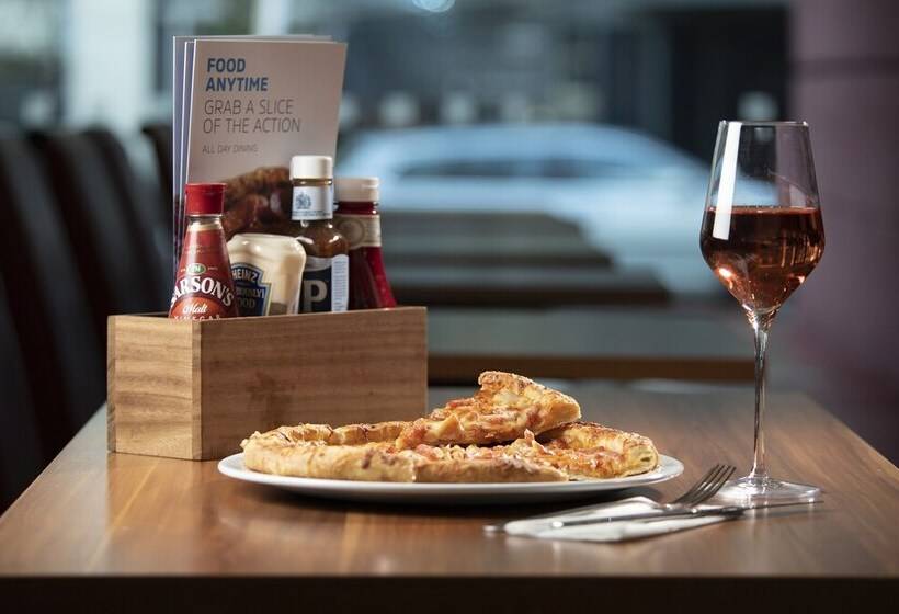 ホテル Holiday Inn Express Leeds City Centre, An Ihg