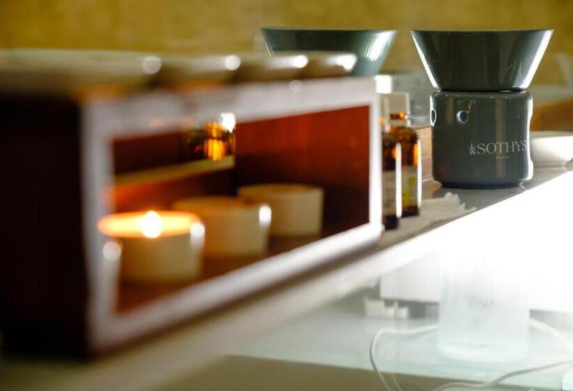 호텔 Hôtel & Spa Le Moulin De Moissac