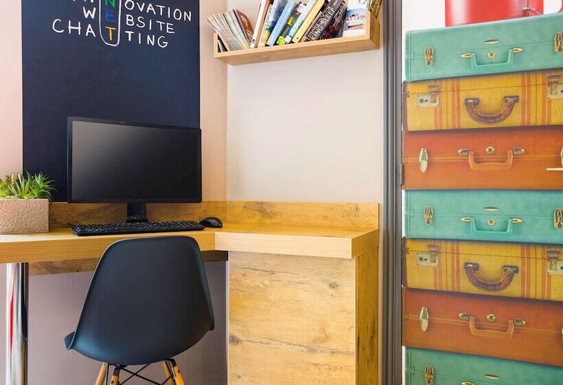 ホテル Ibis Bordeaux Centre Gare Saintjean Euratlantique