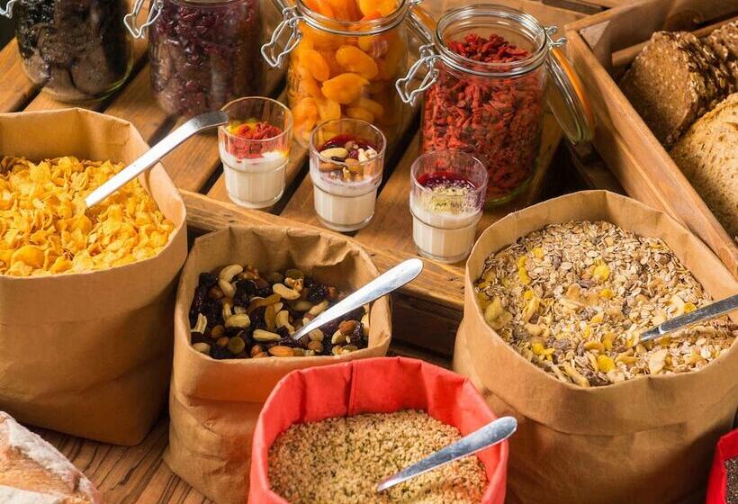 ホテル Ibis Bordeaux Centre Gare Saintjean Euratlantique