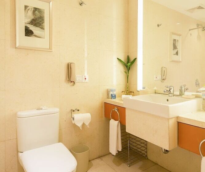 Landison Plaza International Hotel Zhenjiang