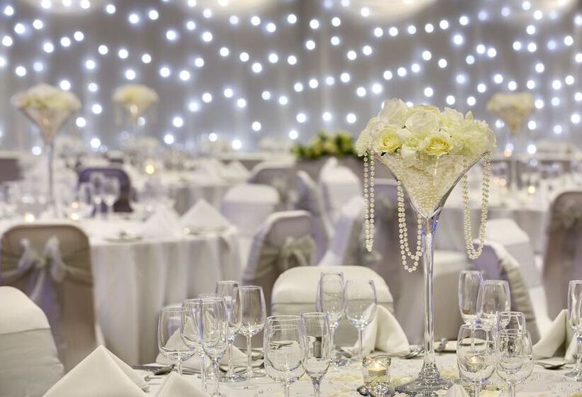 酒店 Leonardo East Midland Airport