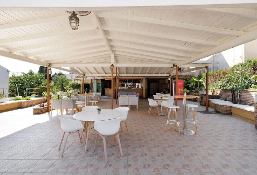 בית מלון כפרי Louvre