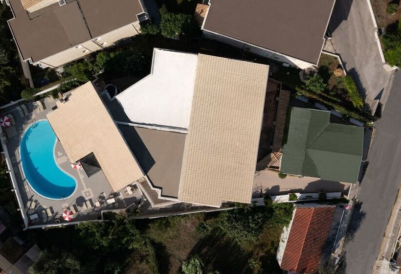 בית מלון כפרי Louvre