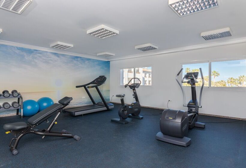 ホテル Mac Puerto Marina Benalmádena