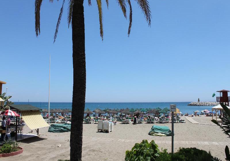 هتل Mac Puerto Marina Benalmádena