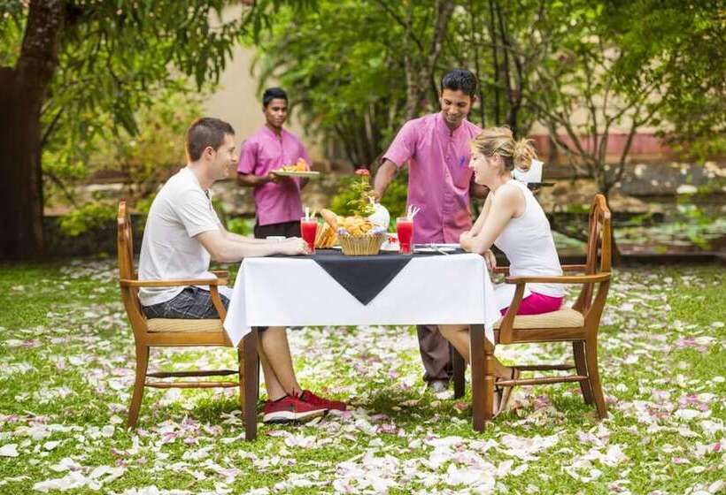 ホテル Mandara Rosen Yala, Kataragama