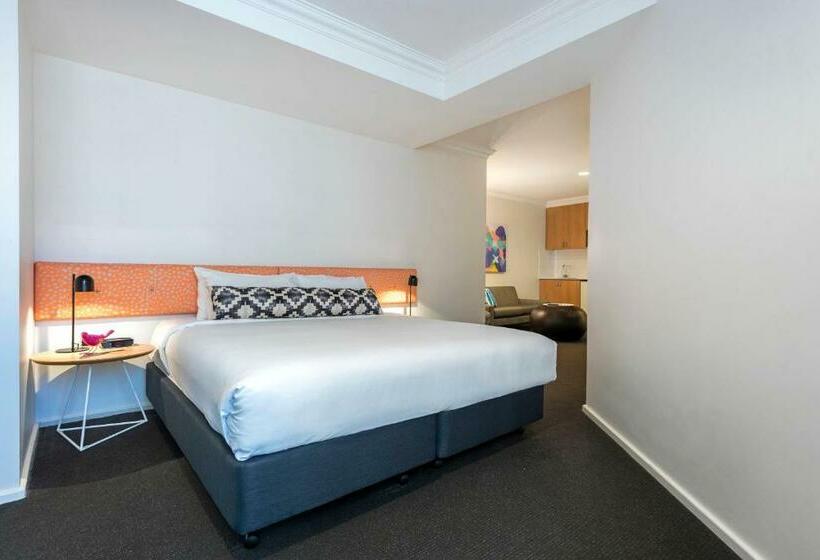 ホテル Oaks Perth