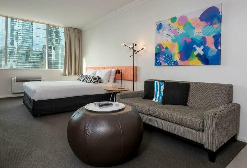 ホテル Oaks Perth