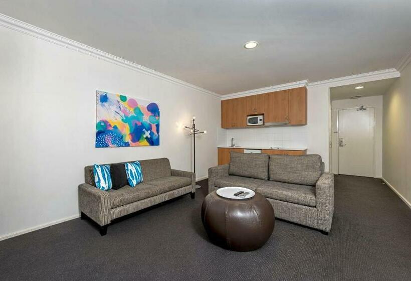 ホテル Oaks Perth