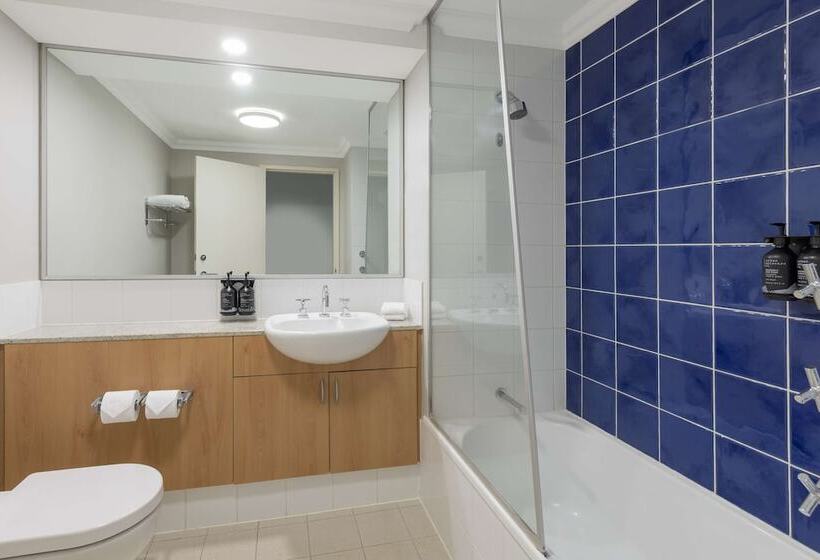 ホテル Oaks Perth