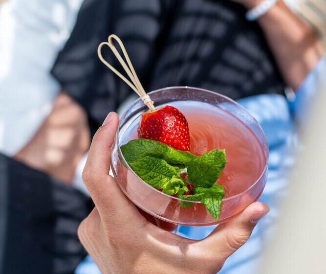 Отель Mykonos Bay Resort & Villas