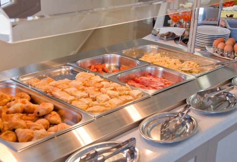 Naxos Resort Beach Hotel