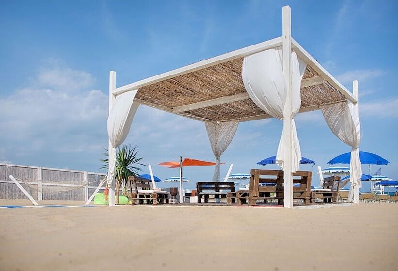 فندق NH Catania Parco Degli Aragonesi