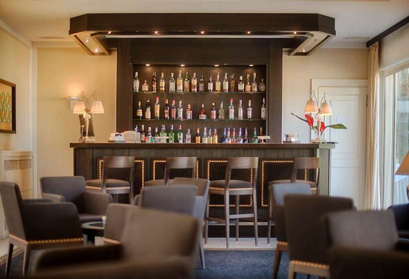 فندق NH Catania Parco Degli Aragonesi