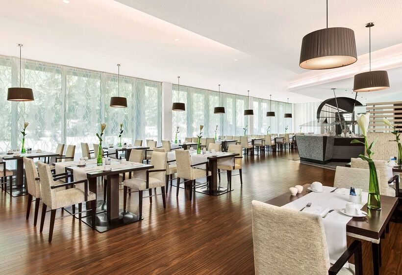 בית מלון כפרי NH Mannheim Viernheim