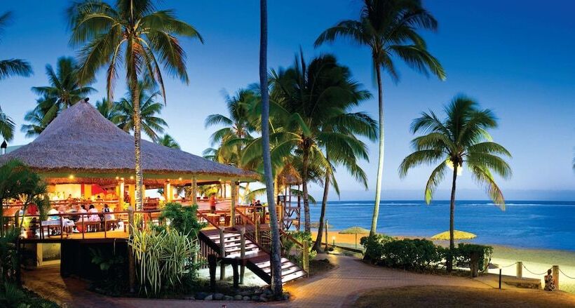 فندق Outrigger Fiji Beach Resort