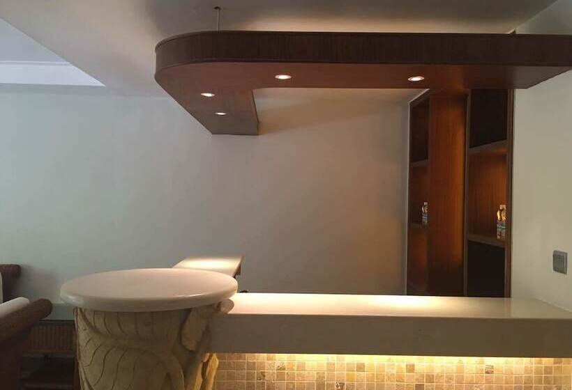 בית מלון כפרי Palm Beach Resort & Spa