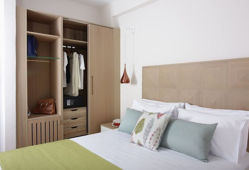 Paradise Hotel Corfu