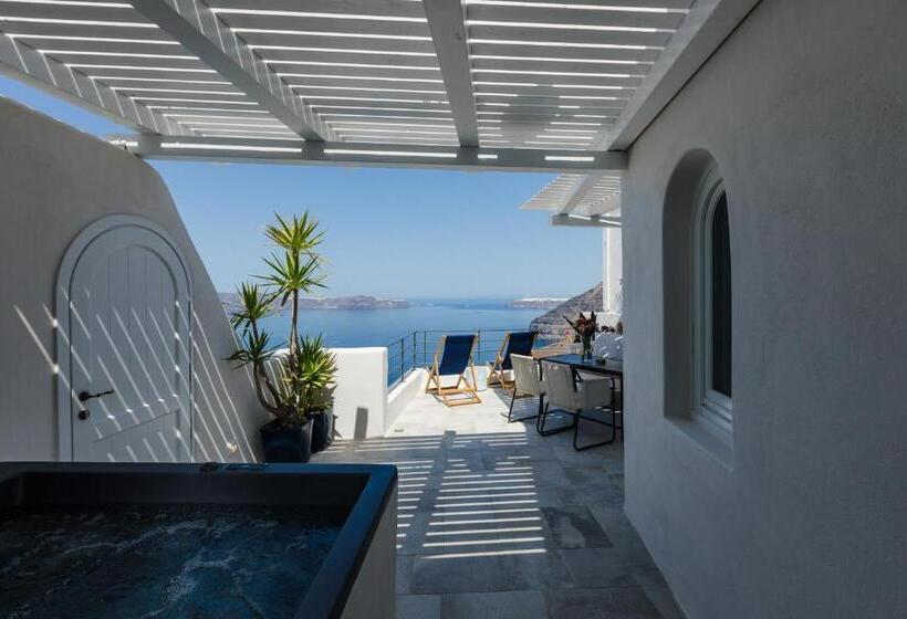 Hôtel Porto Fira Suites