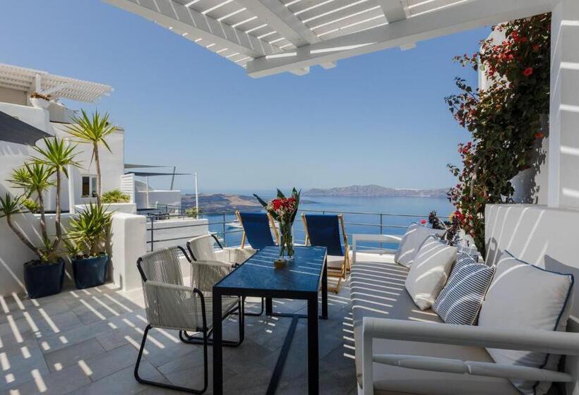 Hôtel Porto Fira Suites