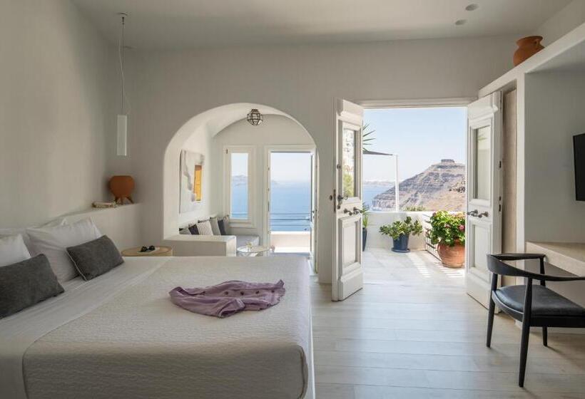 Hôtel Porto Fira Suites
