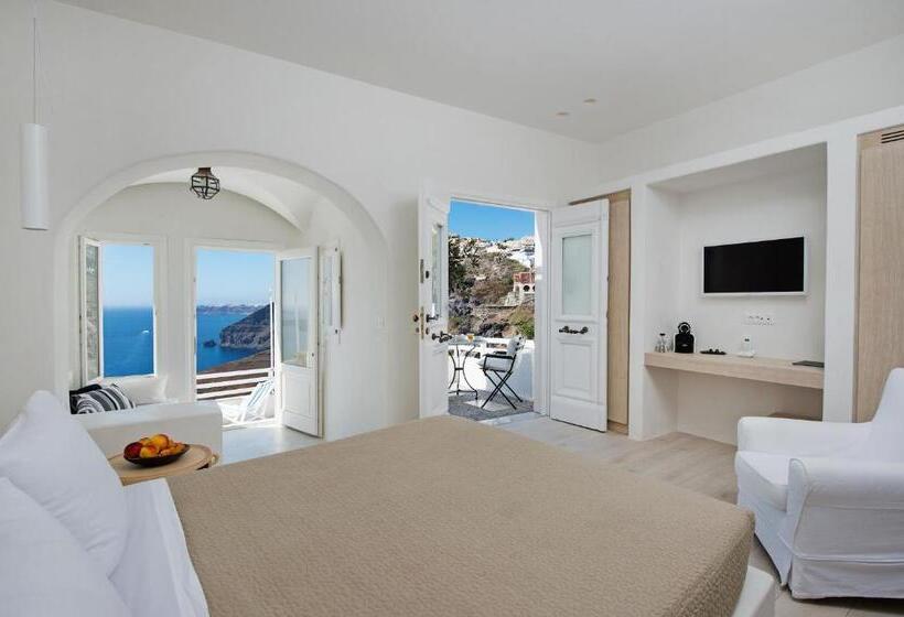 Hôtel Porto Fira Suites