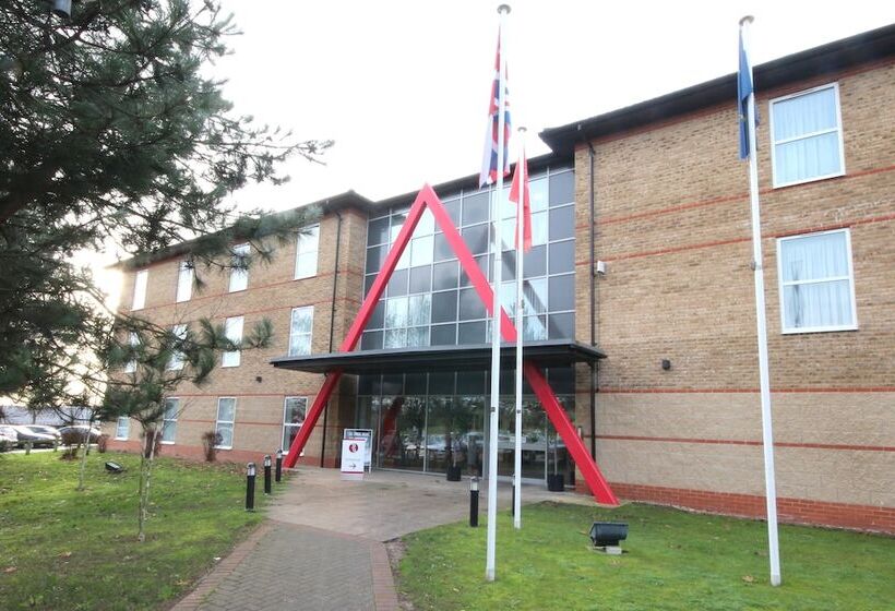 فندق Ramada London Stansted Airport