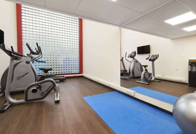 호텔 Ramada Oxford