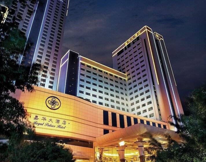 酒店 Regal Palace