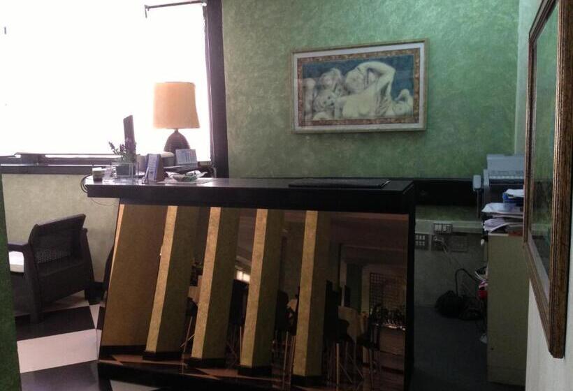 호텔 Ristorante Stellato