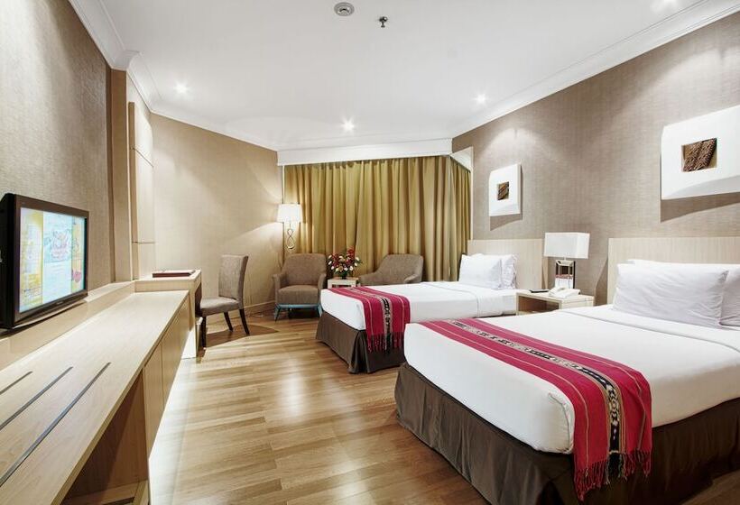 Отель Sahid Jaya Makassar City Centre