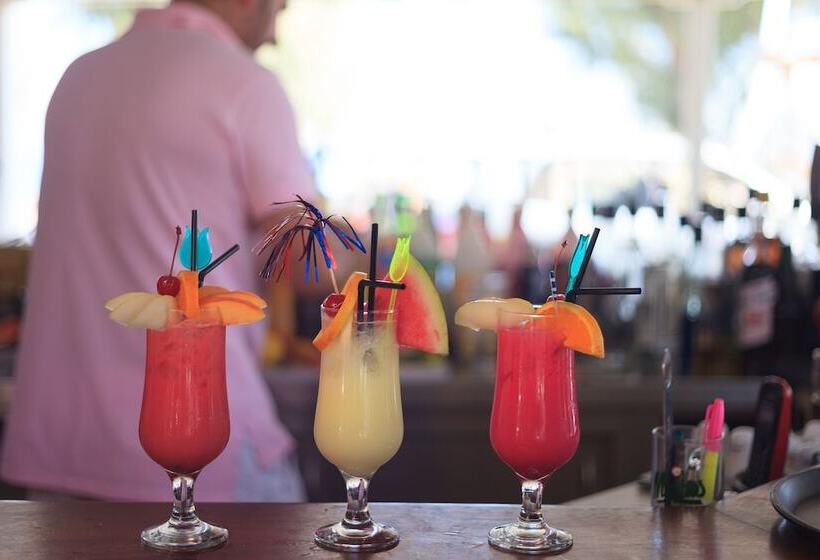 酒店 Sellada Beach