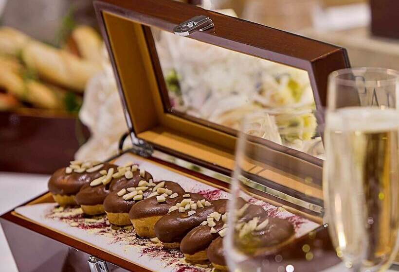 Sofitel Queenstown Hotel & Spa