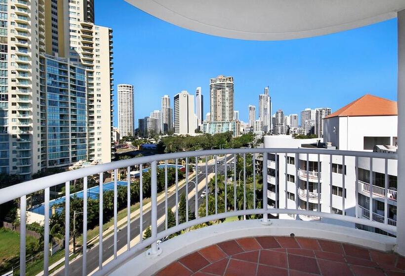 هتل Sovereign On The Gold Coast