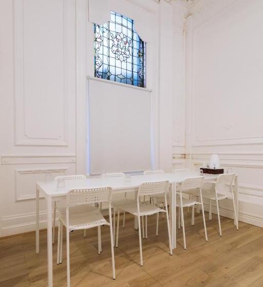 فندق Gallery Hyde Park Hostel