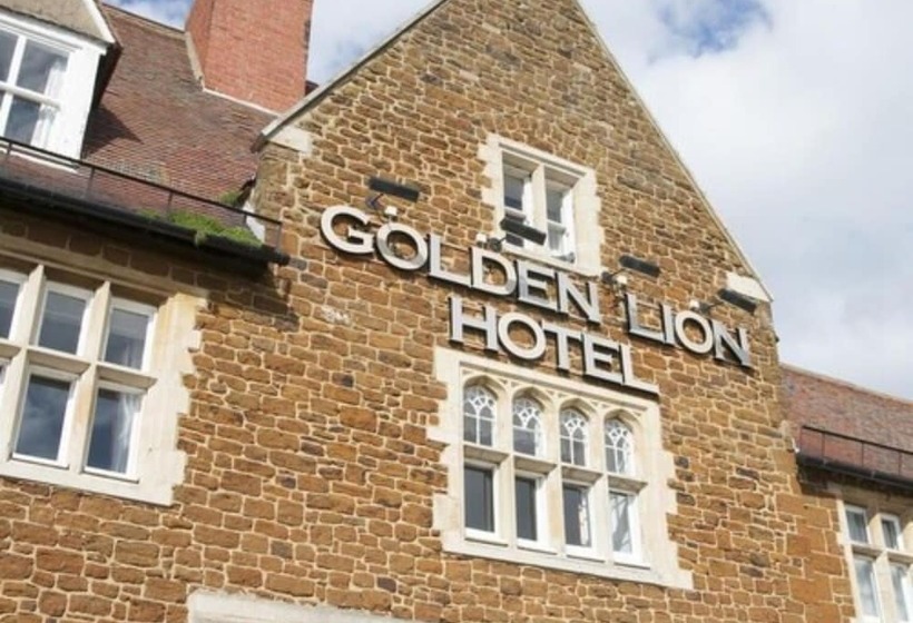 ホテル The Golden Lion