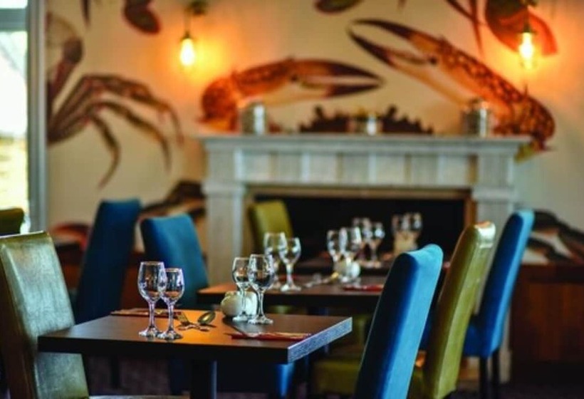 ホテル The Golden Lion