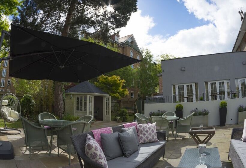 ホテル The Orchid