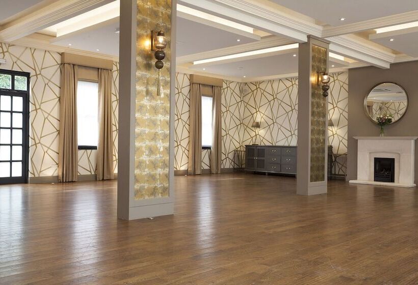 ホテル The Orchid