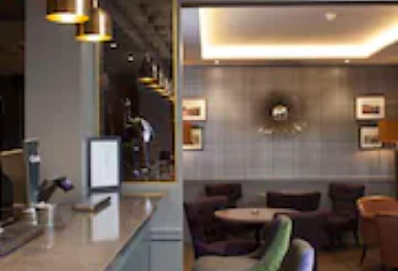 ホテル The Orchid