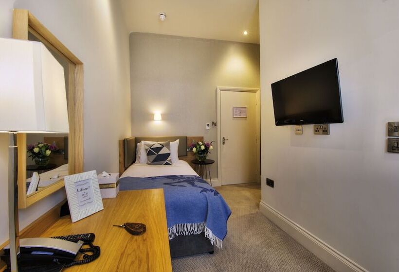 ホテル The Orchid