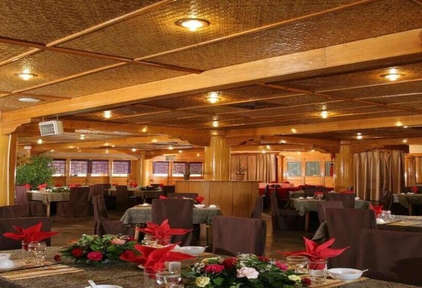 Otel The Silk Road Dunhuang