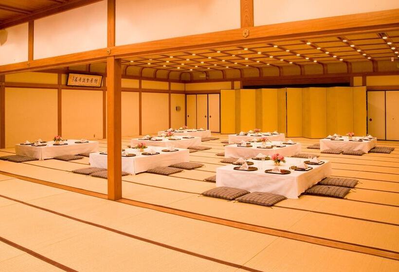 בית מלון כפרי Tokyo Grand