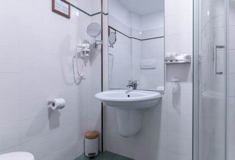 فندق Villa Cesi Resort & Spa