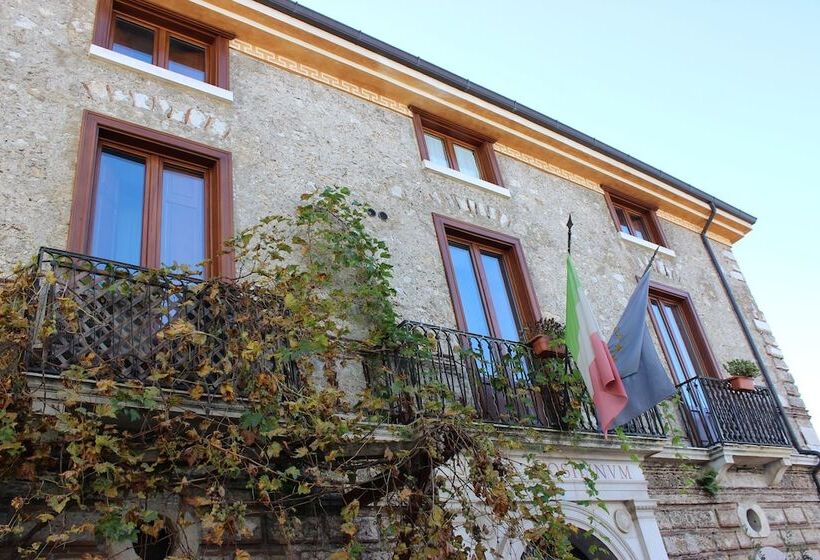 호텔 Villa Cosilinum