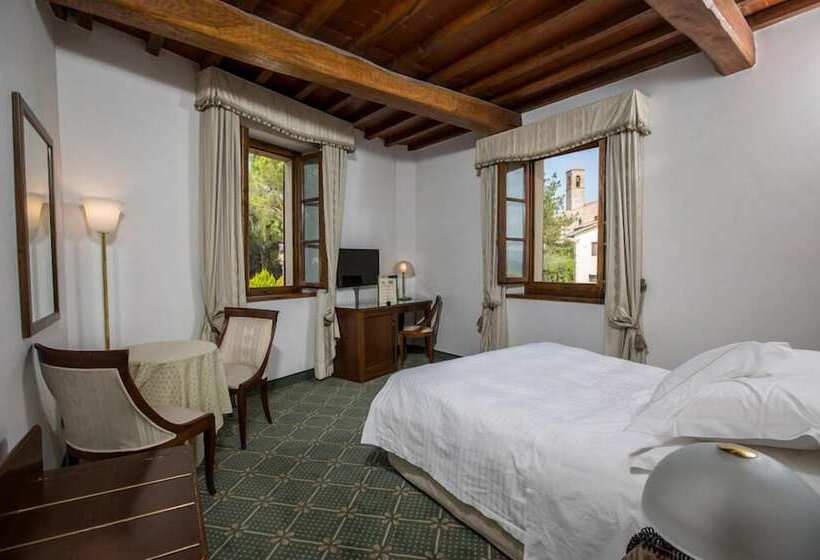 בית מלון כפרי Villa San Lucchese